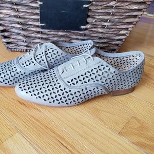 New oxfords Pour la Victoire 9sz